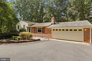 4506 Martinwood Dr, Haymarket, VA 20169 - Photo 1