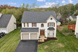 10878 Peachwood Dr, Manassas, VA 20110 - Photo 1