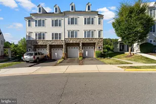 2838 Chinkapin Oak Ln, Woodbridge, VA 22191 - Photo 1