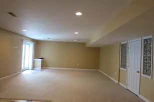 8400 Hessian Hill Ct, Bristow, VA 20136 - Photo 1