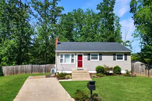 13501 Woodvale Ct, Woodbridge, VA 22191 - Photo 1