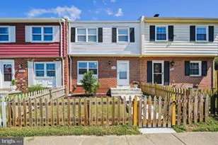 2402 Kilpatrick Pl, Dumfries, VA 22026 - Photo 1