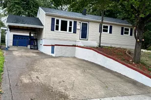 1326 E Longview Dr, Woodbridge, VA 22191 - Photo 1