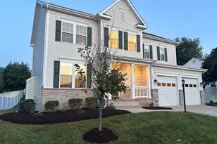 13289 Orangewood Dr, Woodbridge, VA 22193 - Photo 1