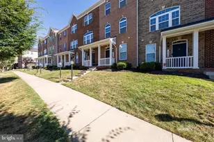1738 Featherstone Rd, Woodbridge, VA 22191 - Photo 1