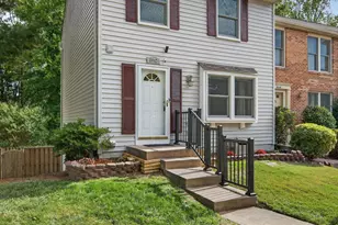 3642 Woodhaven Ct, Woodbridge, VA 22192 - Photo 1