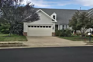 6910 Walnut Hill Dr, Gainesville, VA 20155 - Photo 1