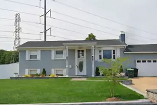 14618 Aurora Dr, Woodbridge, VA 22193 - Photo 1