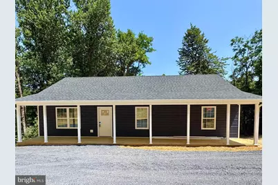 118 Forest Dr, Chester Gap, VA 22623 - Photo 1