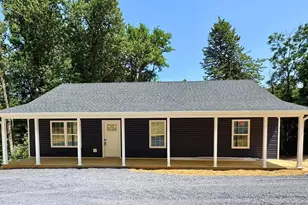 118 Forest Dr, Chester Gap, VA 22623 - Photo 1