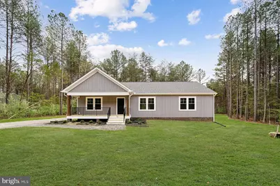 106 E Sunrise Drive, Warsaw, VA 22572 - Photo 1