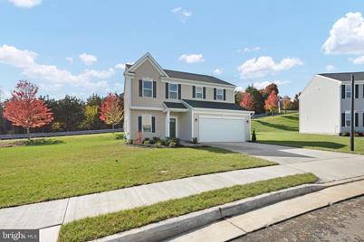 70 Signal Knob Cottage Dr, Strasburg, VA 22657 - Photo 1