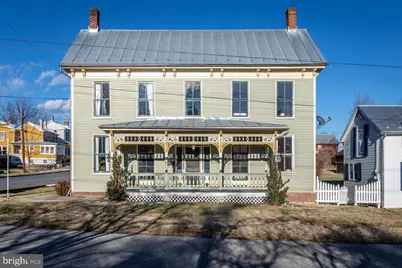 201 E Court Street, Woodstock, VA 22664 - Photo 1