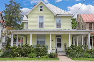 214 Center St, Edinburg, VA 22824 - Photo 1