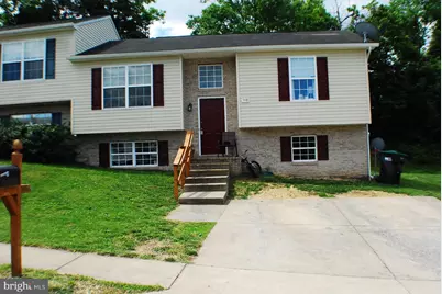 548 Stonewall Street, Strasburg, VA 22657 - Photo 1