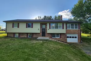 41 Birchwood Dr, Woodstock, VA 22664 - Photo 1