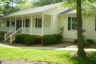 172 Cottonwood Dr, Mount Jackson, VA 22842 - Photo 1