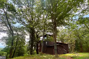 53 Leigh Ct, Basye, VA 22810 - Photo 1