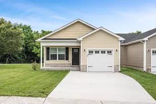 564 Great Oak Ct, Woodstock, VA 22664 - Photo 1