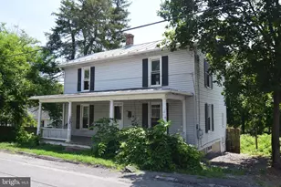 345 Shaffer St, Woodstock, VA 22664 - Photo 1