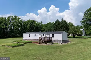 645 Barbershop Rd, Edinburg, VA 22824 - Photo 1