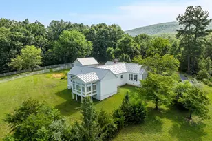 939 7 Fountains Rd, Fort Valley, VA 22652 - Photo 1