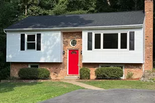 330 Albany St, Fredericksburg, VA 22407 - Photo 1