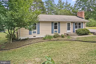 10936 Deerfield Dr, Fredericksburg, VA 22407 - Photo 1