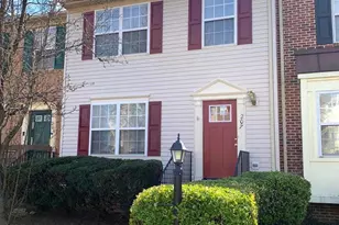 207 Regina Ln, Fredericksburg, VA 22405 - Photo 1