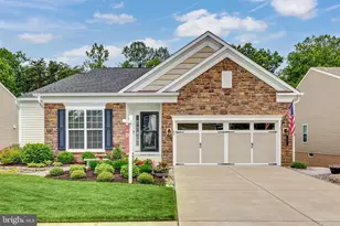 84 Battery Point Dr, Fredericksburg, VA 22406 - Photo 1