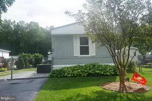 20 Maryanne Ave, Stafford, VA 22554 - Photo 1