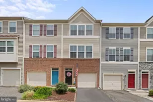 215 Woodstream Cir, Stafford, VA 22556 - Photo 1