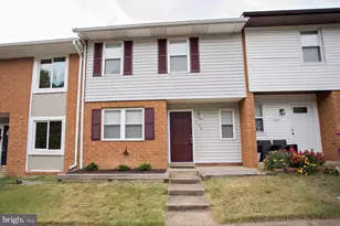 124 Oak Dr, Stafford, VA 22554 - Photo 1