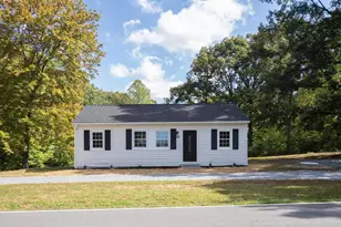 597 Ramoth Church Rd, Fredericksburg, VA 22406 - Photo 1