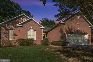 31 N Pointe Dr, Fredericksburg, VA 22405 - Photo 1