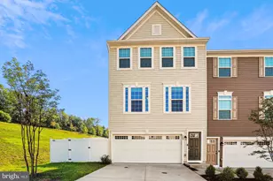 108 Crest Ct, Stafford, VA 22554 - Photo 1