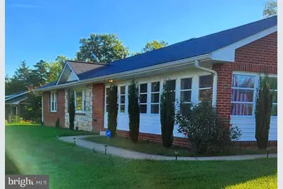 8 Fairfax Circle, Fredericksburg, VA 22405 - Photo 1