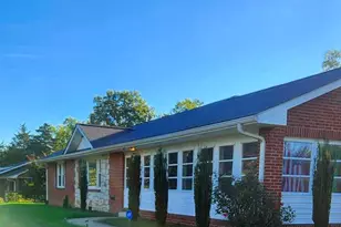 8 Fairfax Cir, Fredericksburg, VA 22405 - Photo 1