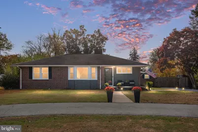 11 Jefferson Street, Fredericksburg, VA 22405 - Photo 1