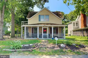 214 Dennison St, Colonial Beach, VA 22443 - Photo 1