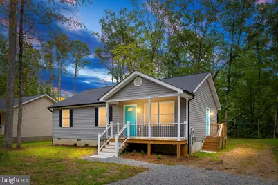 380 Shorewood Dr, Colonial Beach, VA 22443 - Photo 1