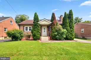 128 Fox Dr, Winchester, VA 22601 - Photo 1