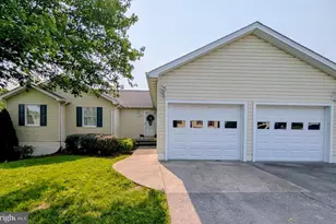 2620 Stonegate Dr, Winchester, VA 22601 - Photo 1