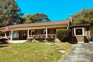 425 Beechcroft Rd, Winchester, VA 22601 - Photo 1