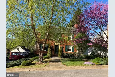 210 W 1st Street, Front Royal, VA 22630 - Photo 1