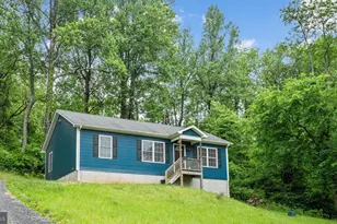 142 Riley Ct, Front Royal, VA 22630 - Photo 1