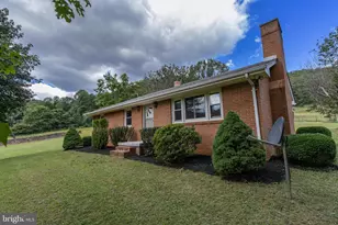 90 Smedley Ln, Bentonville, VA 22610 - Photo 1