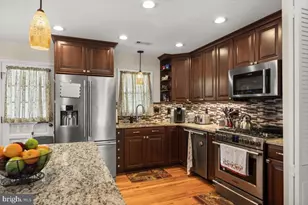 989 S Marshall St, Front Royal, VA 22630 - Photo 1