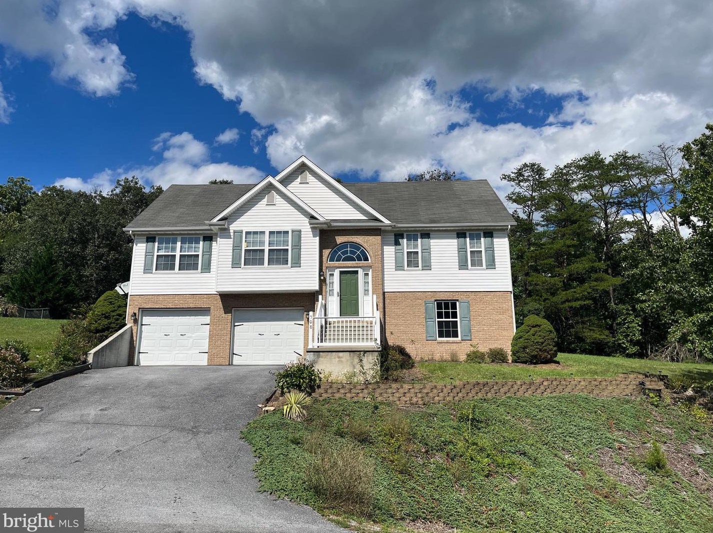 508 Aztec Dr, Martinsburg, WV 25405