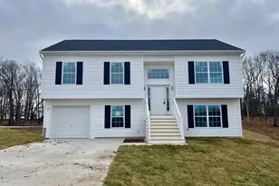 44 Sanibel Wy, Martinsburg, WV 25405 - Photo 1